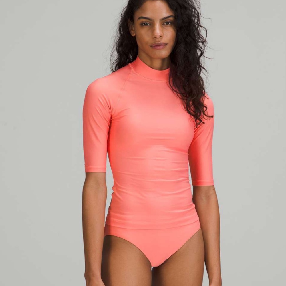 Lululemon Waterside UV Protection Short-Sleeve Rash Guard in Raspberry Cream